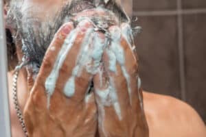 Bartshampoo » Wieso das richtige Shampoo für den Bart wichtig ist!